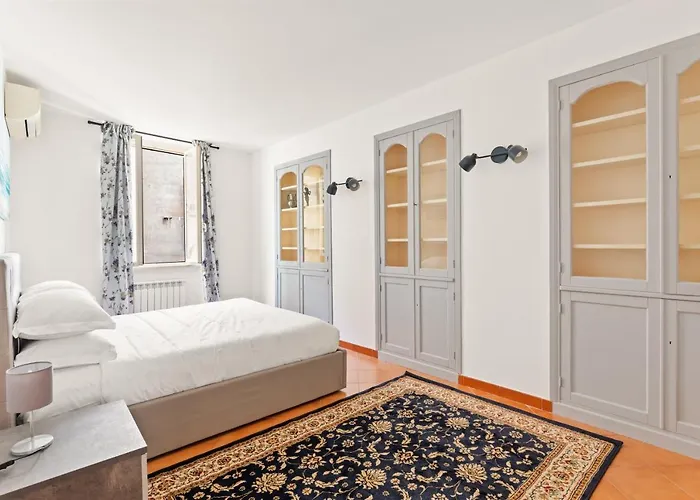 Апартаменты R.c. Cappellari Loft Campo De' Fiori